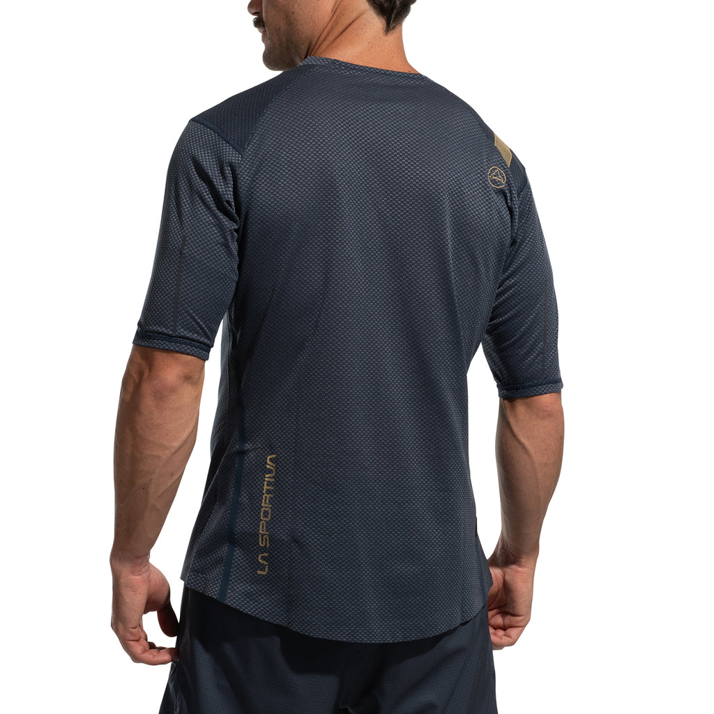 T-shirt Trail Bite pour hommes Ciel nocturne/Savane Alt View #2
