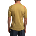 T-shirt Trail Bite pour hommes Rouge savane/montagne Alt View #2