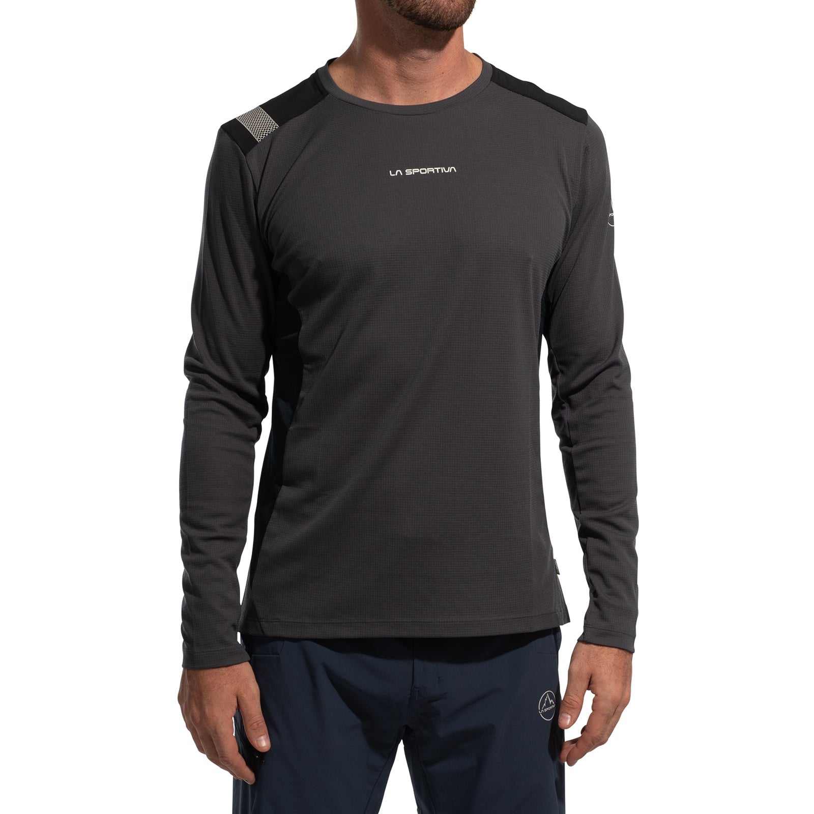 Beyond Longsleeve Men's (2025) Onyx/Chalk